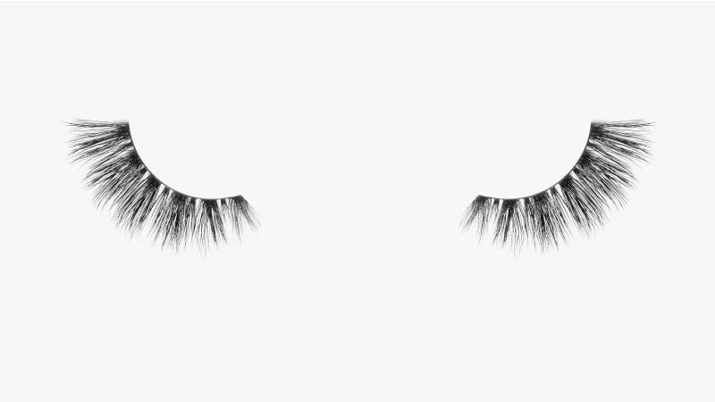 Tatti lashes “angel energy”